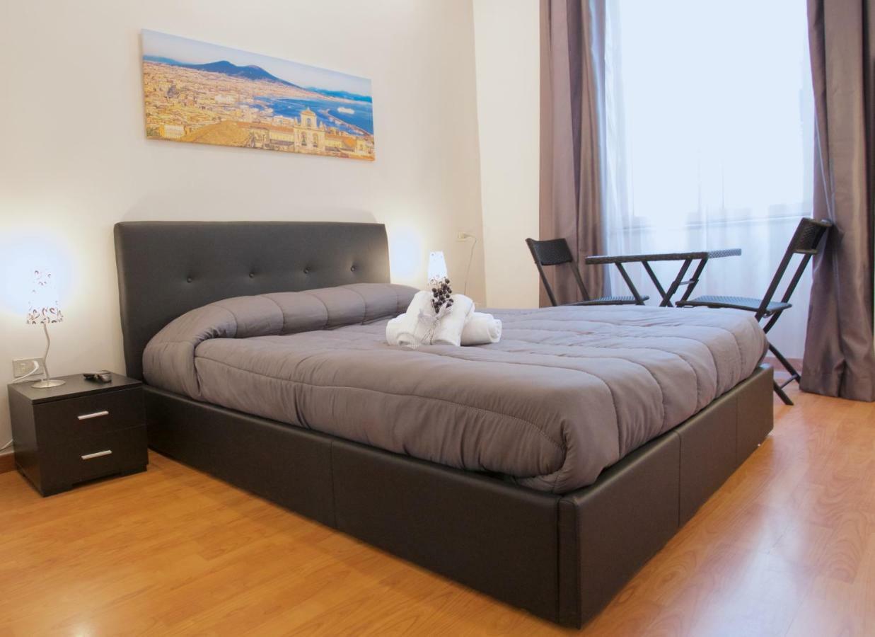 Metronapoli Bed & Breakfast エクステリア 写真